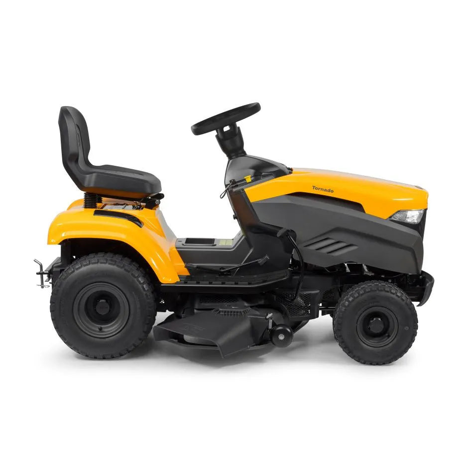 Stiga Tornado 398 Side Discharge, 38" Deck, 15 HP, Hydrostatic Transmission