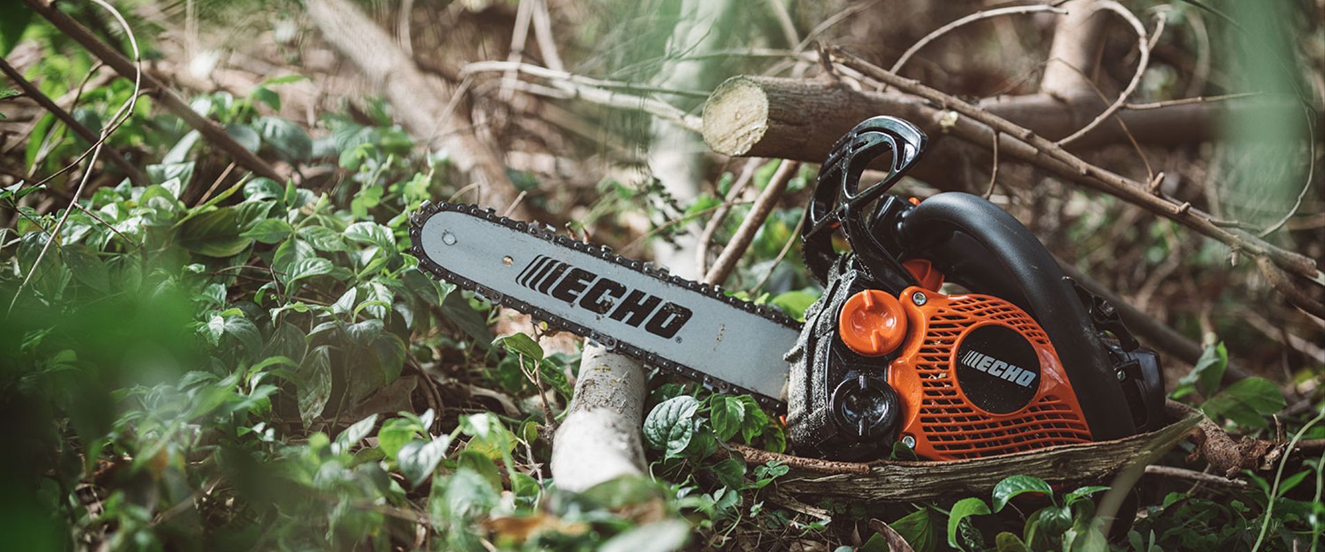 ECHO CS-2511TES Chainsaw with 10" Sugi Hara Carver Bar & 1/4" Chain