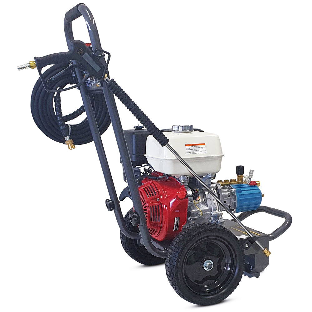 BAR 4213J-H Water Blaster Honda GX390 engine, 4200 PSI, CAT Pump