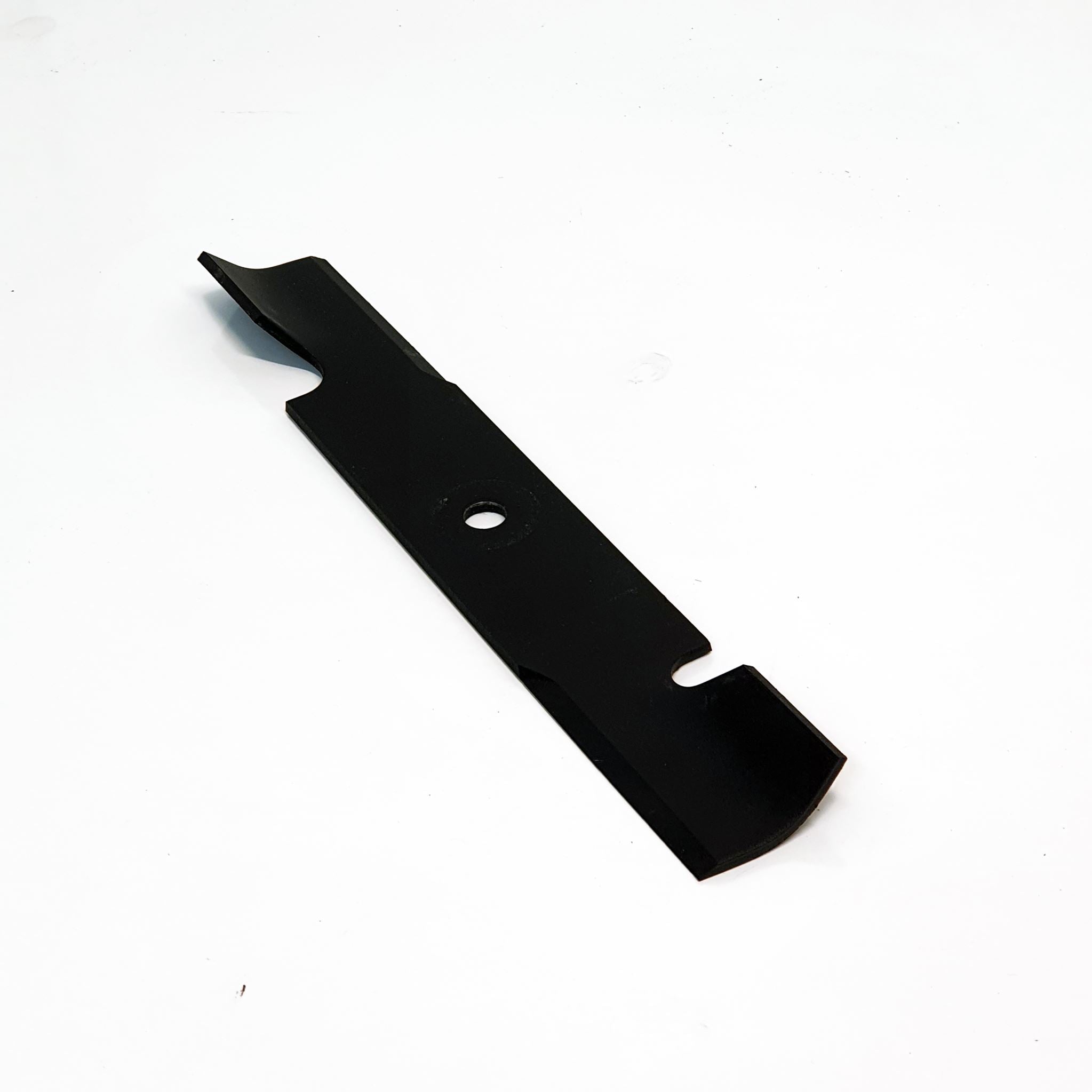 Blade - Worldlawn Viper 46"