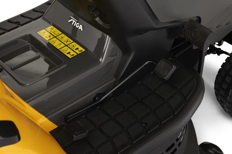 Stiga Estate 598W 18 HP V-Twin, 38" Rear Discharge Ride On Mower