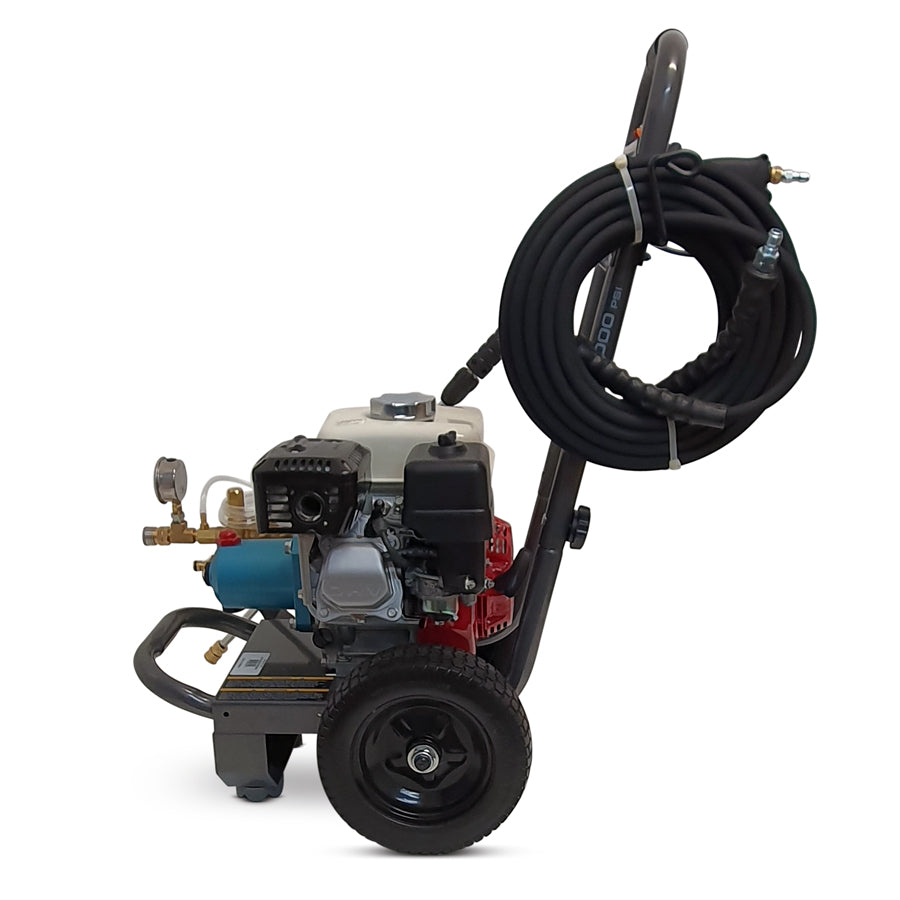 B E 3000 PSI Water Blaster Honda GX200 Engine, CAT Pump Unit