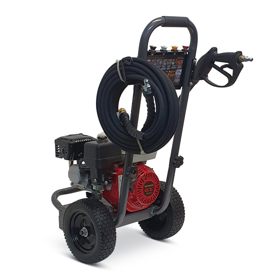 B E 3000 PSI Water Blaster Honda GX200 Engine, CAT Pump Unit