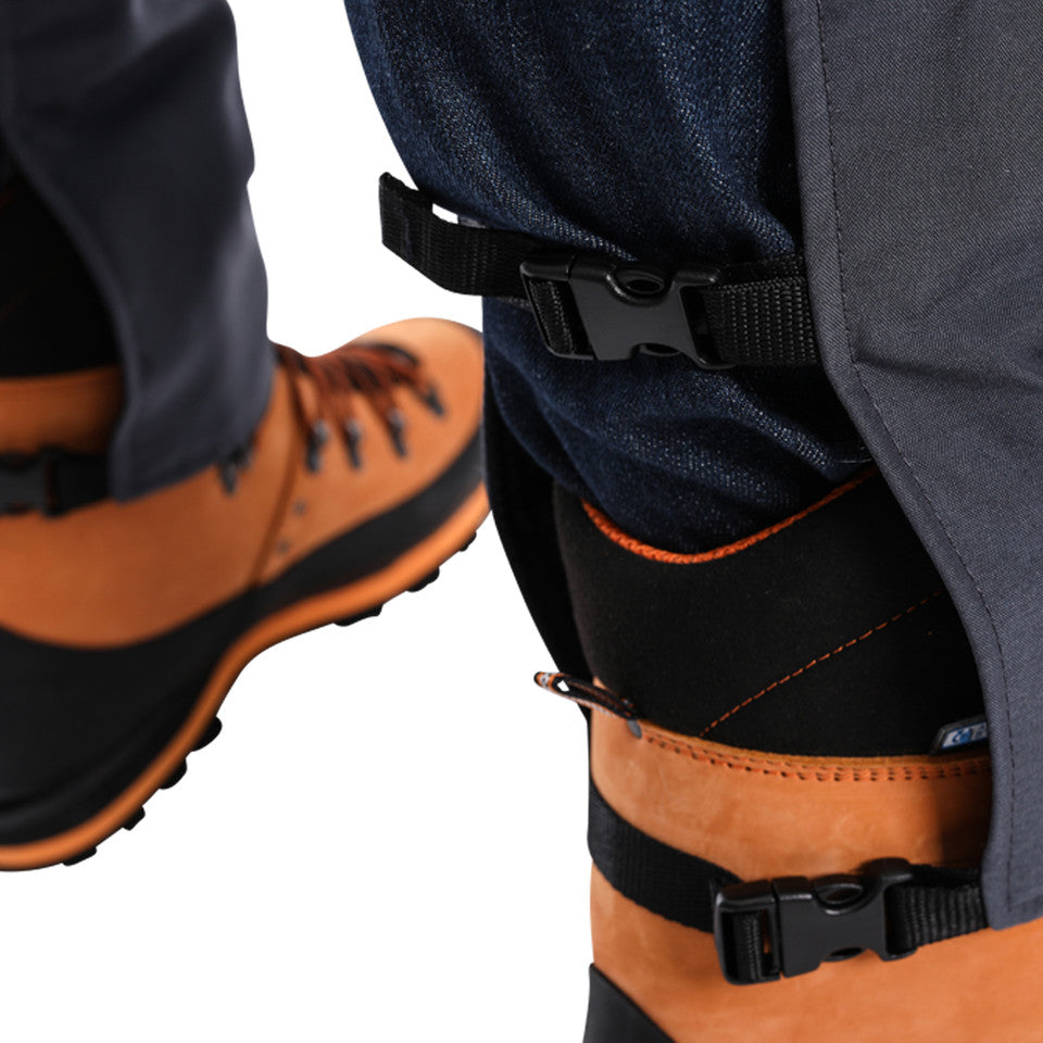 Clogger Zero Light and Cool Professional Chainsaw Chaps
